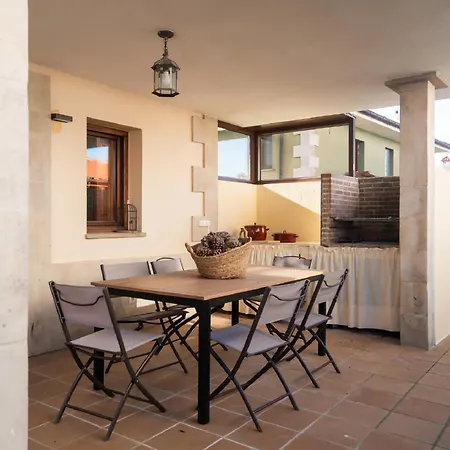 شاليه Villa Colombres كولومبيريز