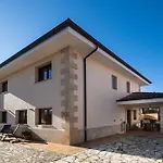 Villa Colombres Chalet Colombres